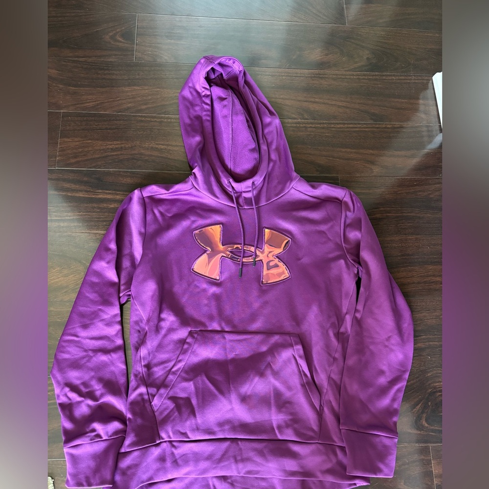 Under Armour XS Plum Hoodie